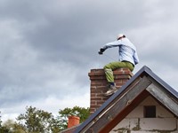 Buen tiempo = reparar chimeneas y salidas de humos