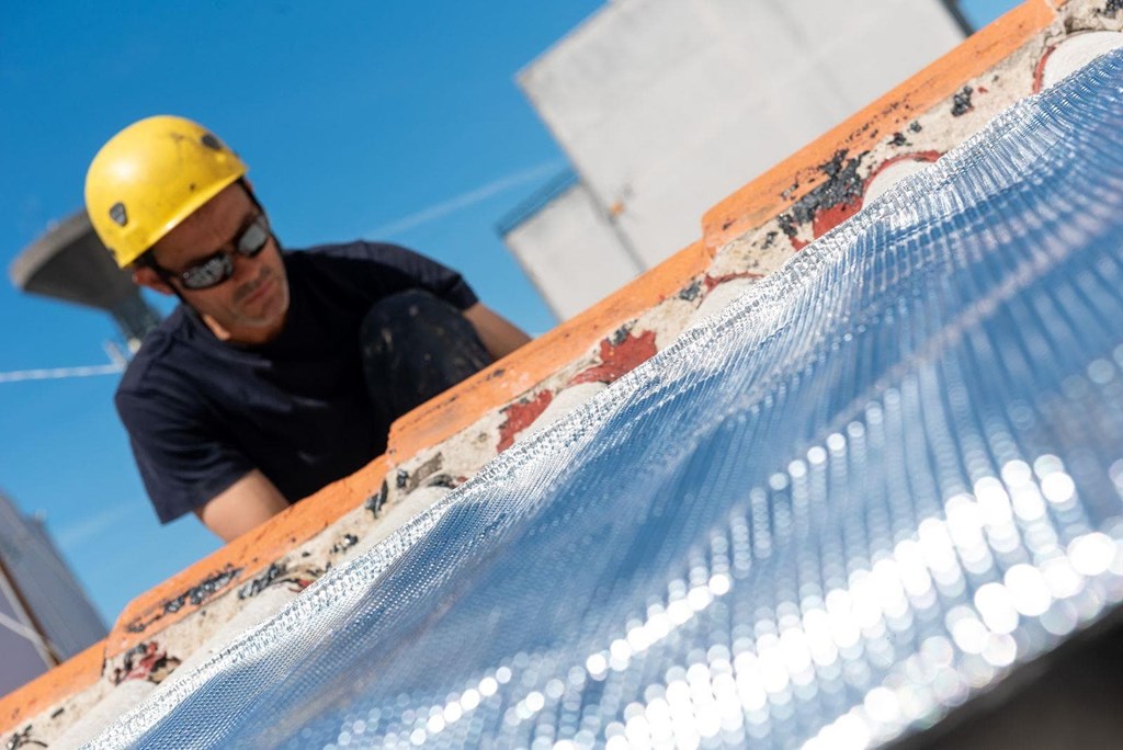 ¿Cómo prevenir la corrosión en tejados y cubiertas debido a las aves?