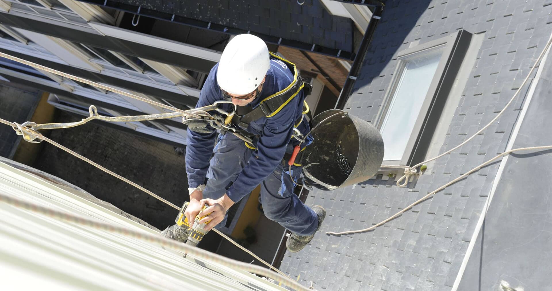 Trabajos verticales en A Coruña - Desafío Vertical, S.L.
