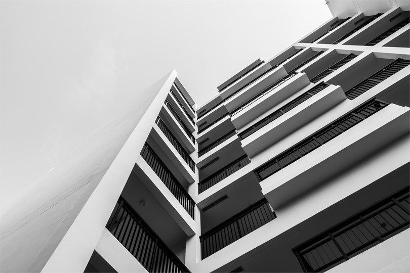 La importancia del mantenimiento de patios de luces - Desafío Vertical