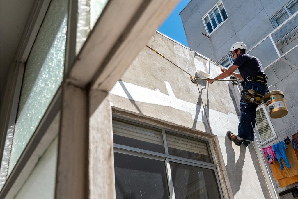 ¿Por qué es necesario mantener en buen estado un patio de luces?