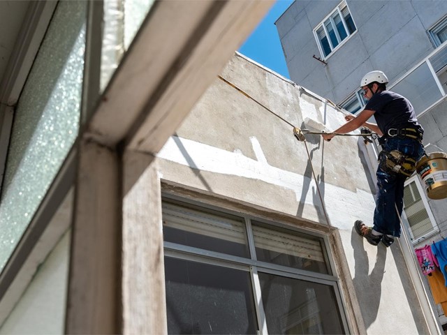 ¿Por qué es necesario mantener en buen estado un patio de luces?