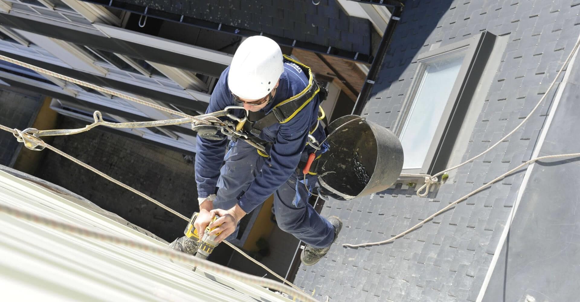 Profesionales en trabajos verticales en A Coruña